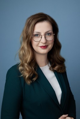 Sylwia Łuczkowska hi res-Photoroom kancelaria prawa gospodarczego